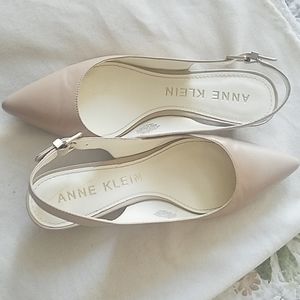 Anne Klein Expert Pump